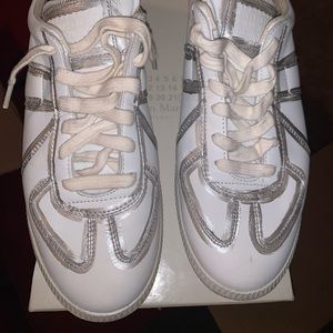 Mansion margiela sneakers low top size 40